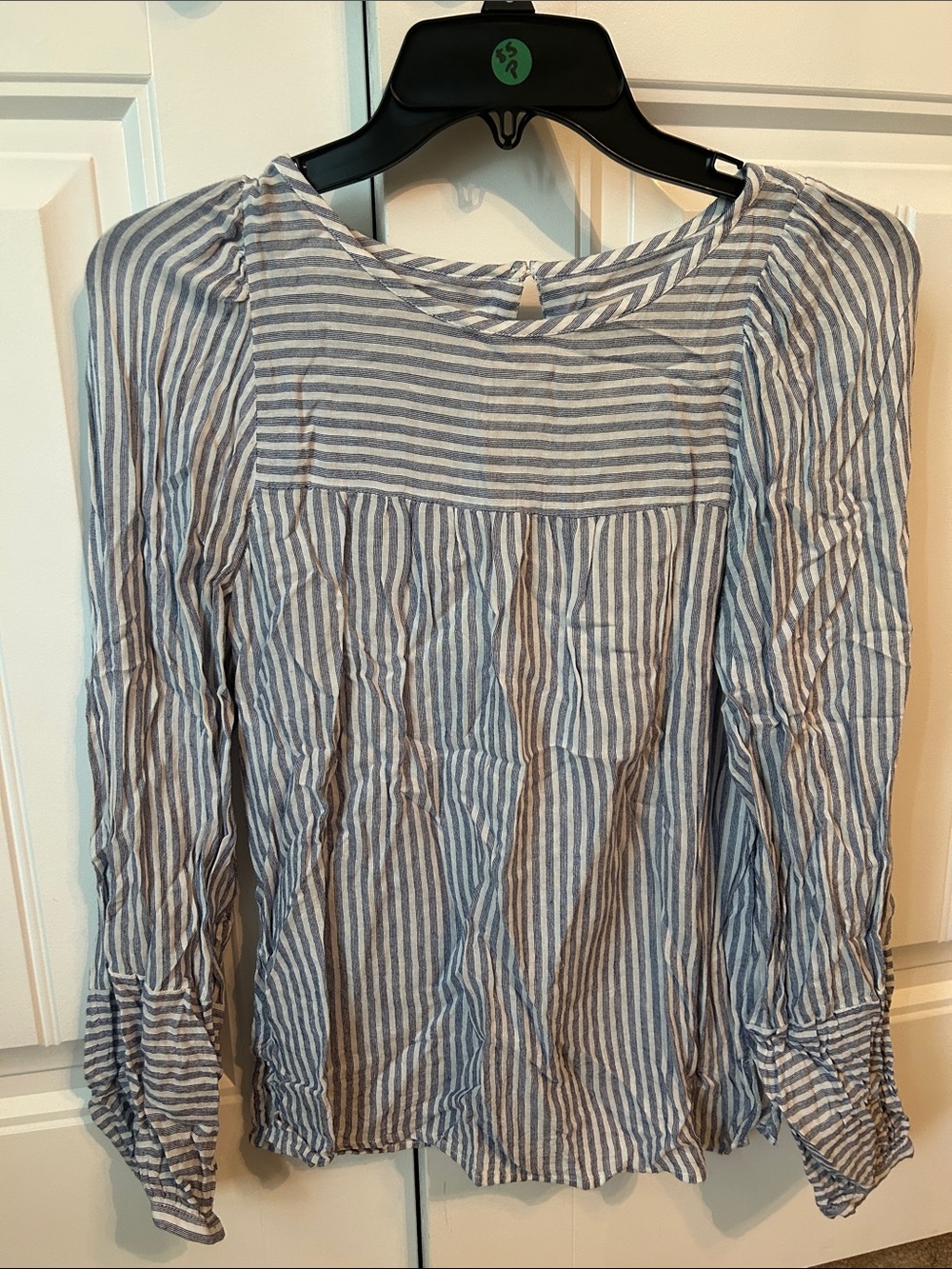 LOFT Striped Blue and White Long-Sleeve Women’s Top
